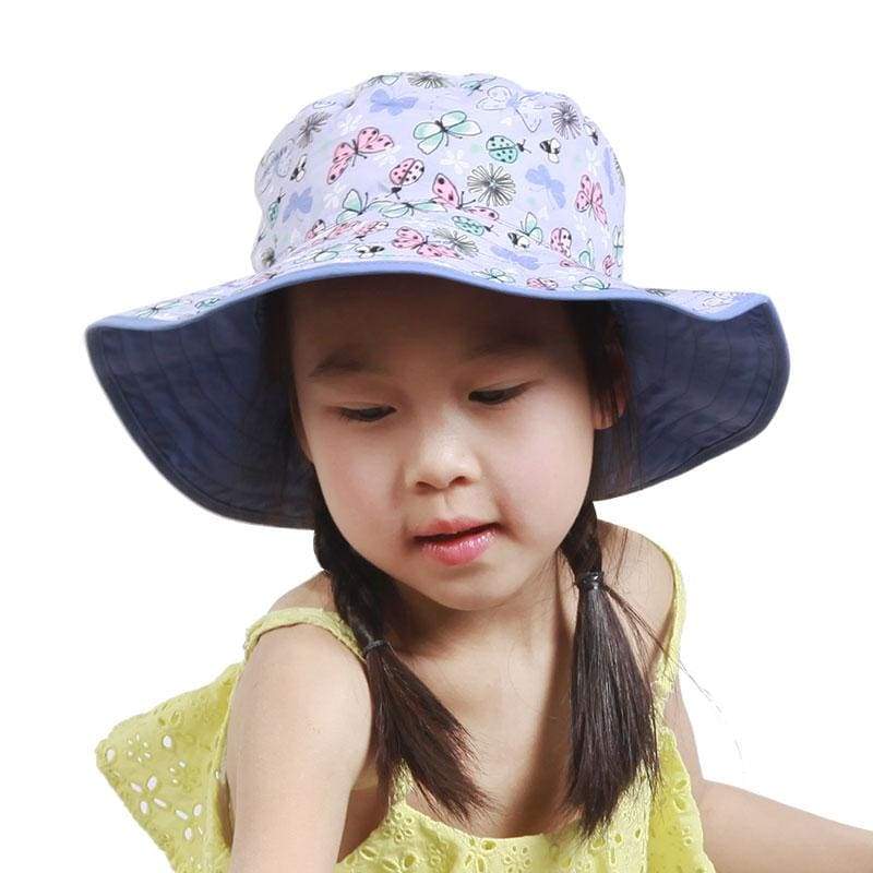 young child wears banz reversible bucket hat